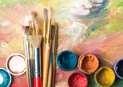 Maalaustarvikkeita, värejä